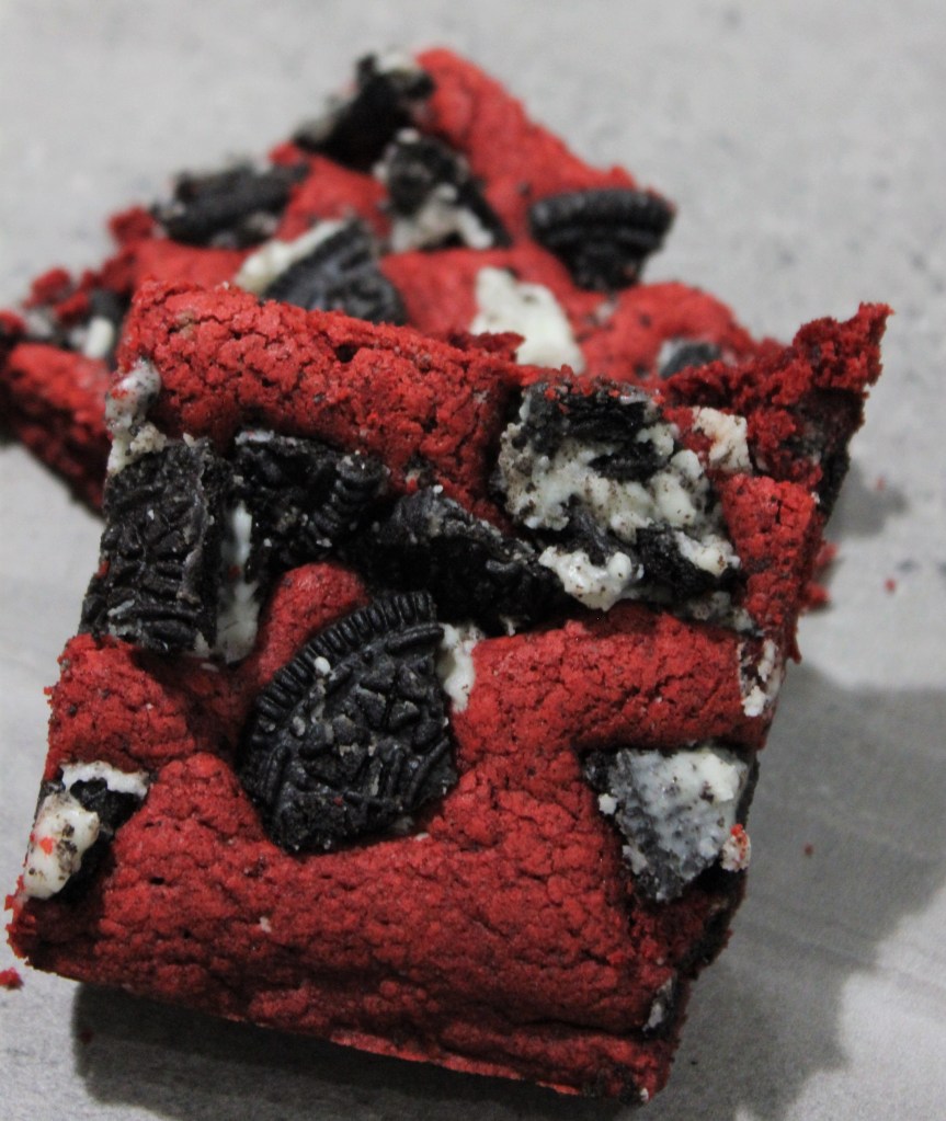 Red Velvet Cookies and Cream Bars